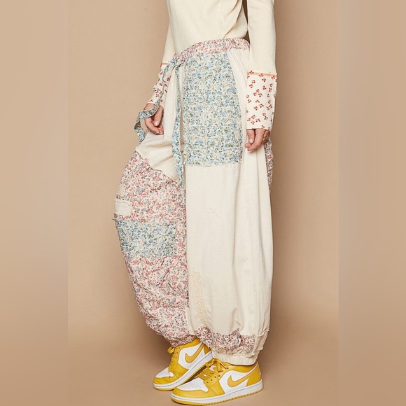 253B. Floral Print Patchwork Twill Jogger Pants - Oatmeal - Picture 6 of 7